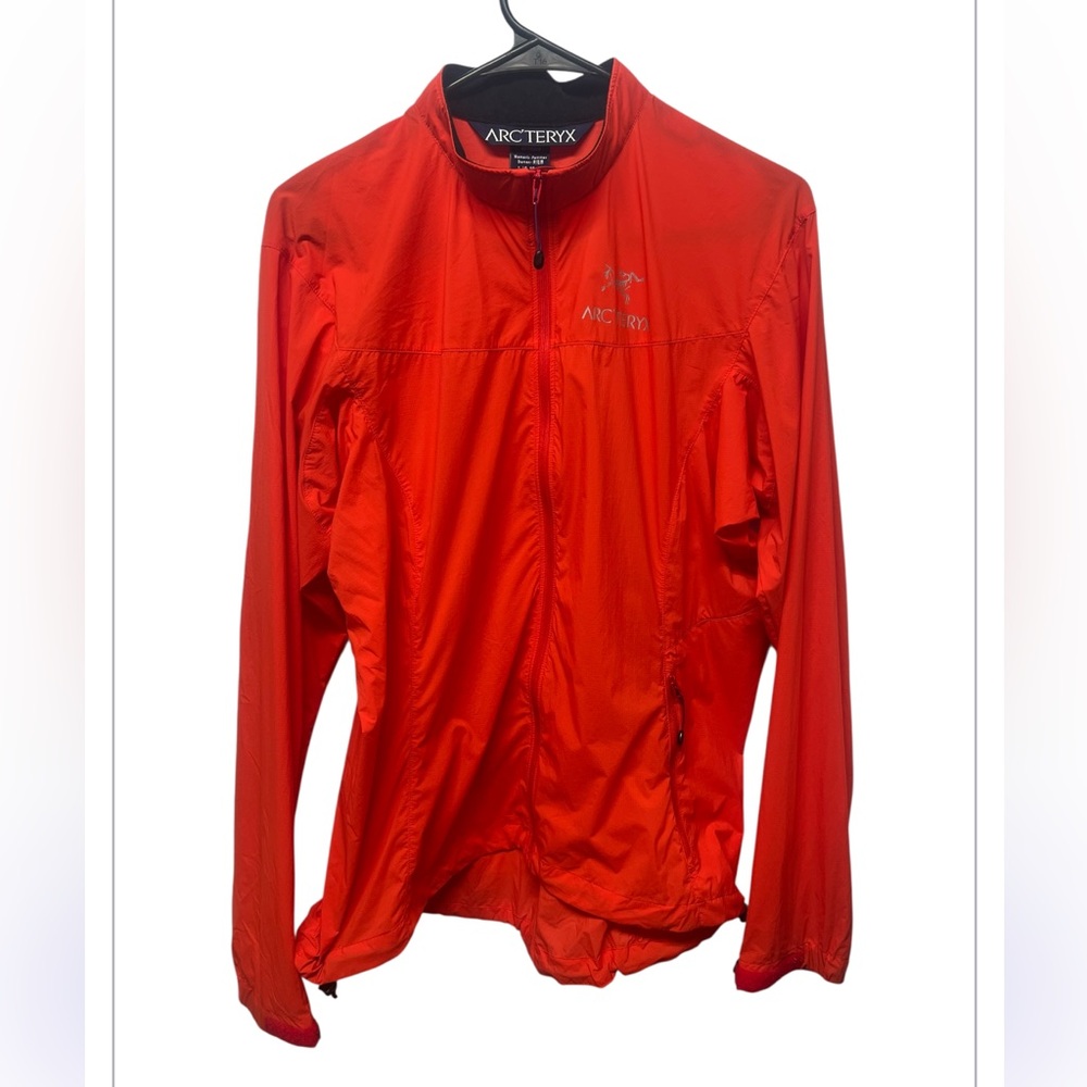 Arc’Teryx windbreaker jacket.‎